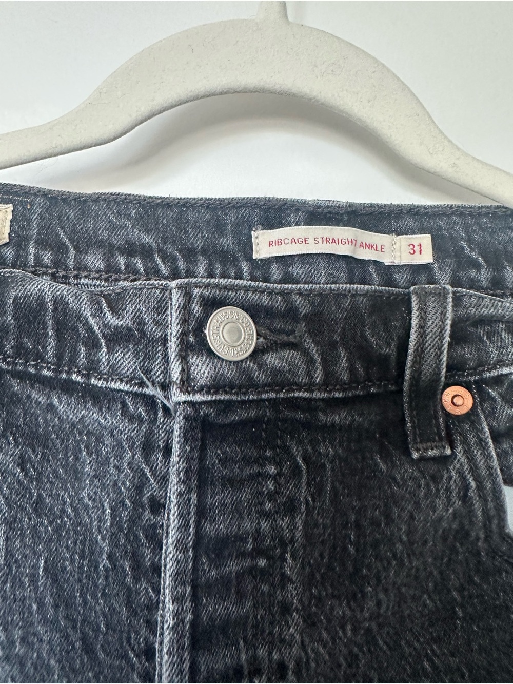 Levi’s Ribcage Soda Spring - Picture 3 of 5